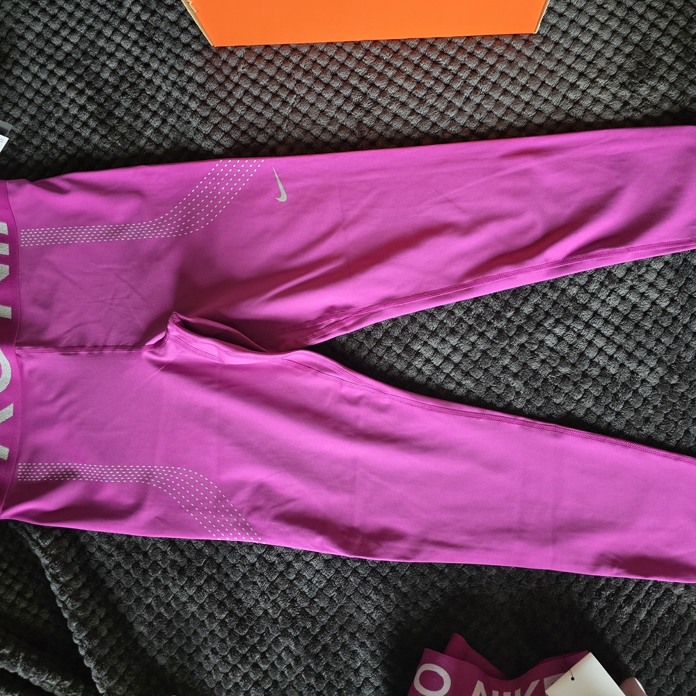Nike Pink Leggings